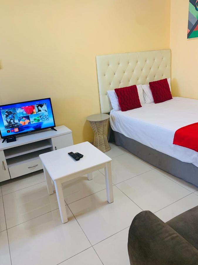 Mowetu Guest House 开普敦 外观 照片